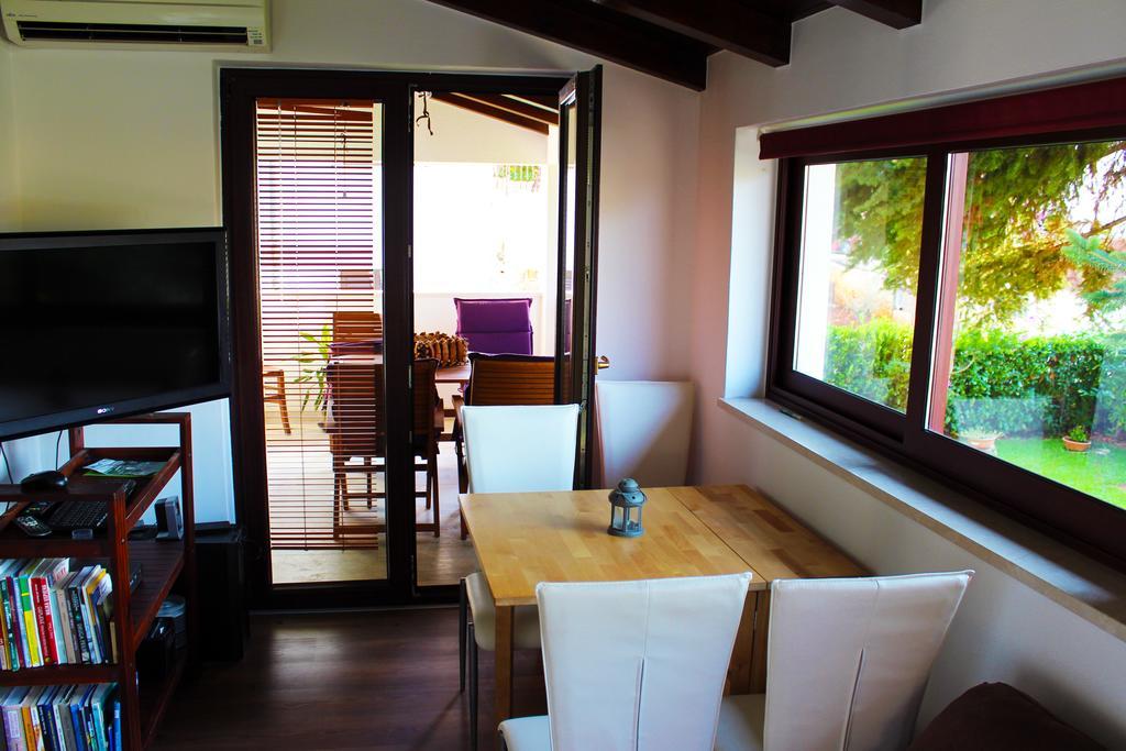 Apartment Pinia بوريتش المظهر الخارجي الصورة